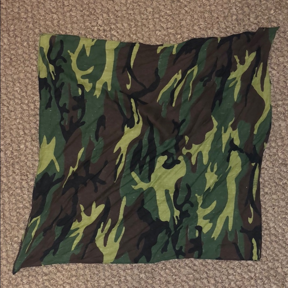 Camo bandana